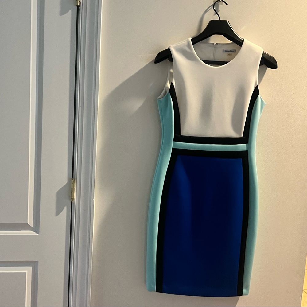 Never worn Calvin Klein Women's Colorblock Sheath Dress